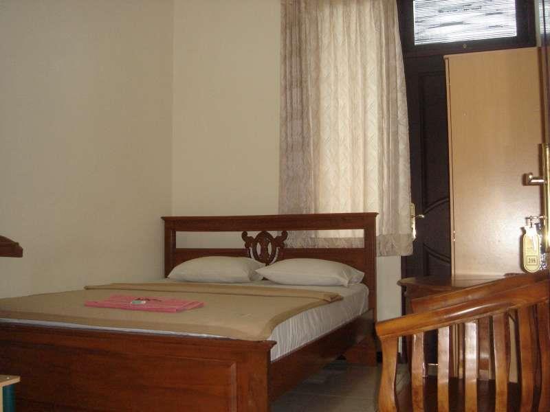 Hotel Paprica 1 Surabaya Dış mekan fotoğraf