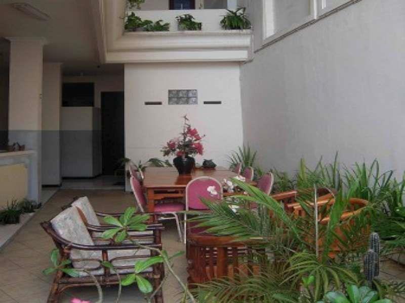 Hotel Paprica 1 Surabaya Dış mekan fotoğraf